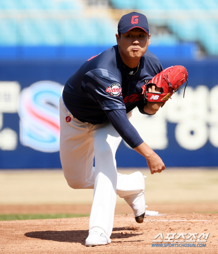 '개막 3연패' 롯데가 꺼내든 카드는 나균안, 27일 KIA전서 시즌 첫…