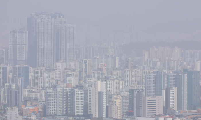 [헬스가이드-미세먼지 대처법] 하루 8잔 이상 물 섭취…렌즈 8시간 이상…