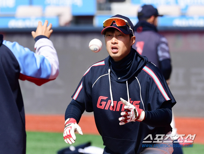 충격의 개막전 제외→절치부심! '홈런+3안타 5출루' 위기의 천재유격수,…