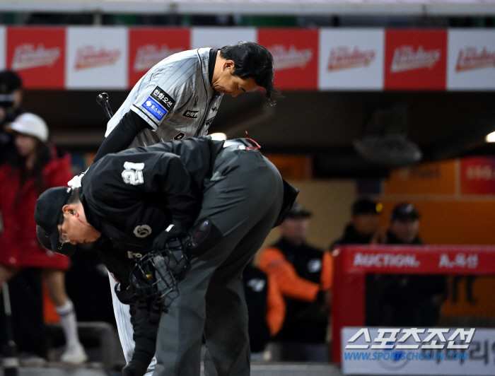 이렇게 극적이어도 되나. 9회 2아웃에 나타난 22년 원클럽맨의 친정 첫…