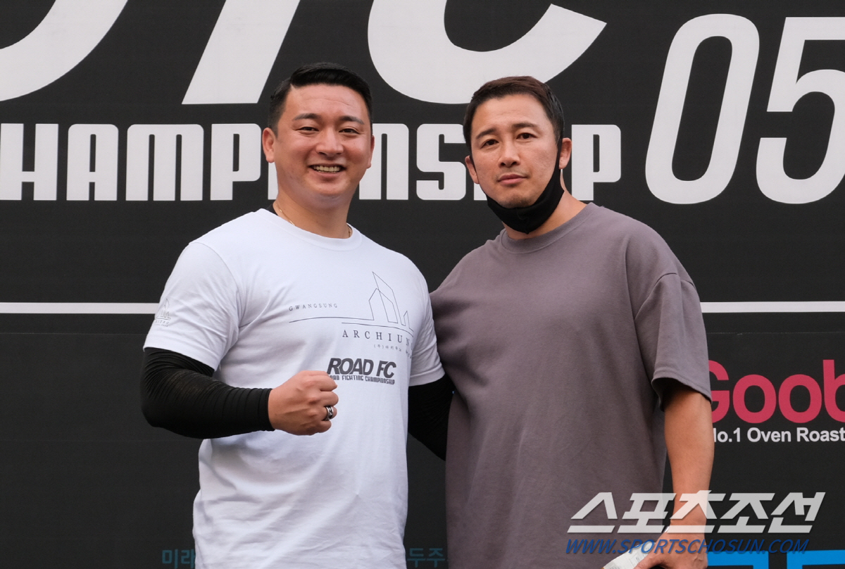 아키우노 종합건설 박준혁 회장, 4월 13일 굽네 ROAD FC 068 …