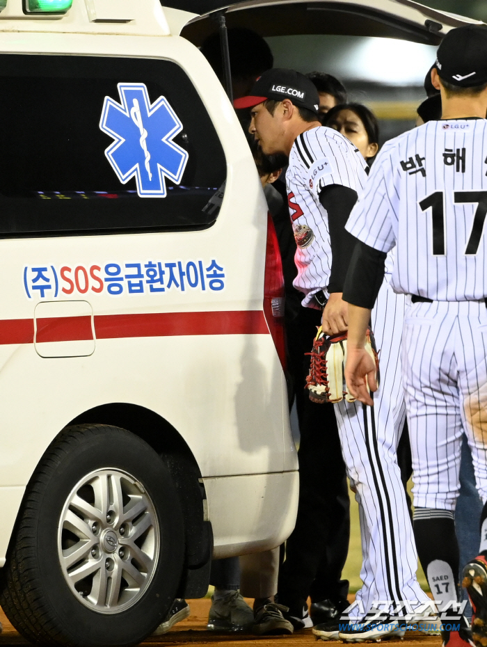 '큰 부상 아니길' 병원 향하는 류지혁 걱정에 끝까지 자리 떠나지 못한 …