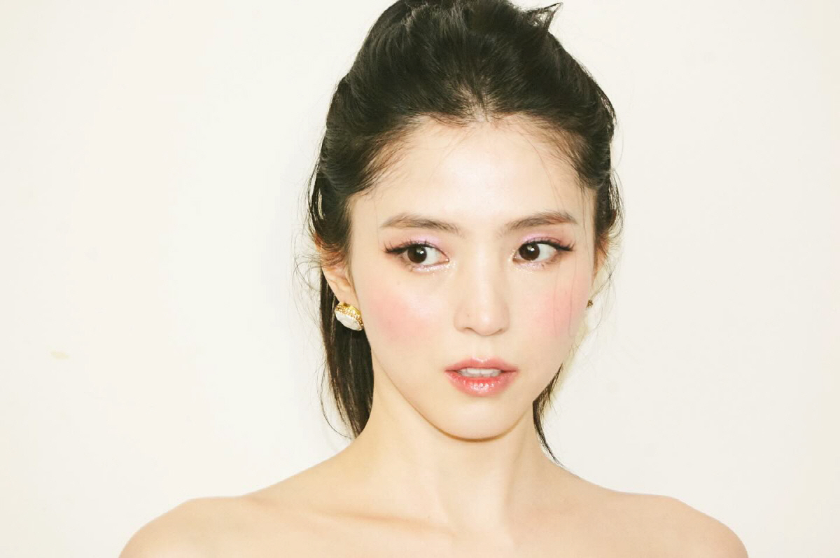호된 '열애 신고식' 치른 한소희, 본업 모드 복귀..소통도 ON [SC…