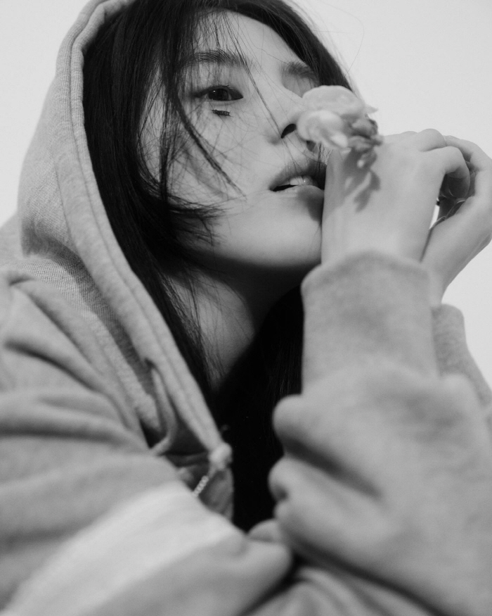 호된 '열애 신고식' 치른 한소희, 본업 모드 복귀..소통도 ON [SC…