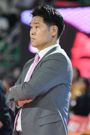 [현장인터뷰] '10연승 마감' 조상현 LG 감독 