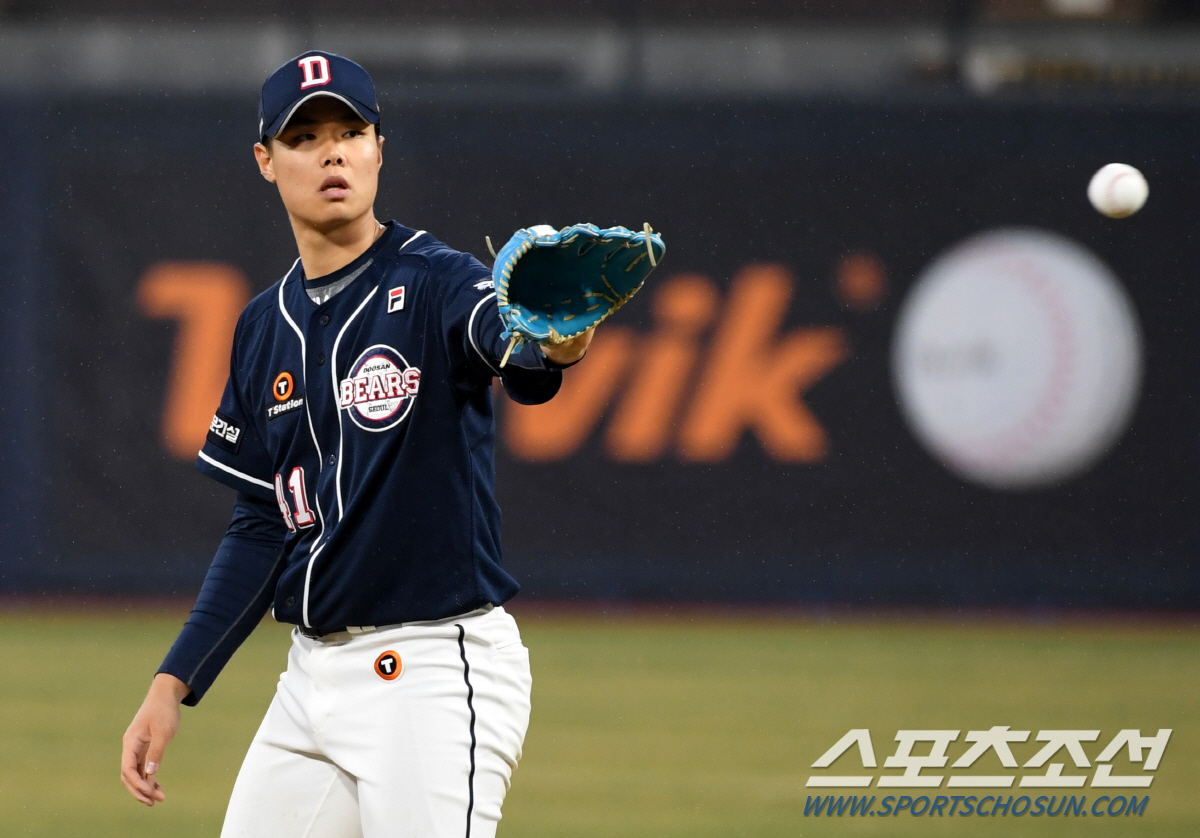 "야수도 아닌데, 전경기 출장이라니…" 결국 무너진 필승 잠수함, 사령탑…
