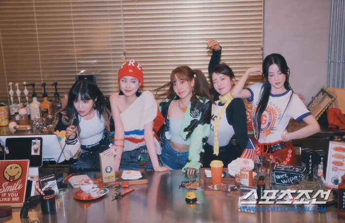 '데뷔 13주년' 에이핑크, 4월 19일 신곡 발표로 올해 첫 '완전체 …