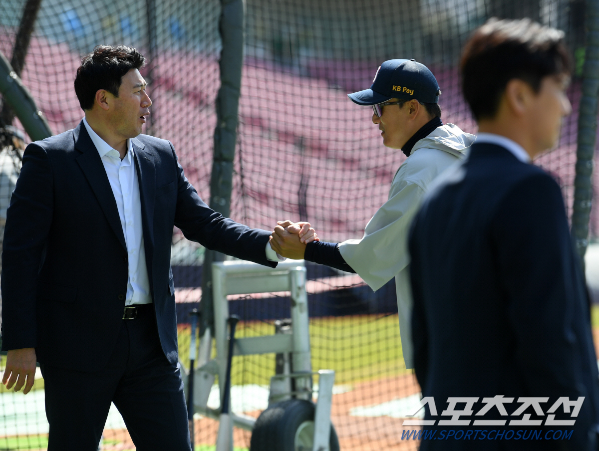 이승엽·서재응·니퍼트·윤석민·심수창·민병헌까지 '잠실구장에서 뭉친 KBO…