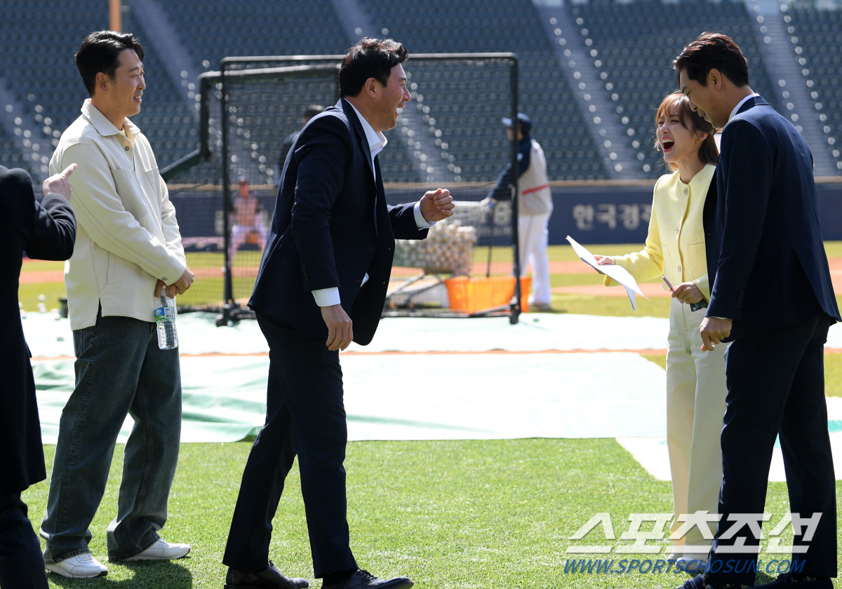 이승엽·서재응·니퍼트·윤석민·심수창·민병헌까지 '잠실구장에서 뭉친 KBO…