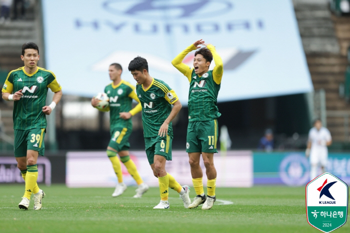 '마침내 이름값' 이동준, 침몰 직전 전북을 구했다