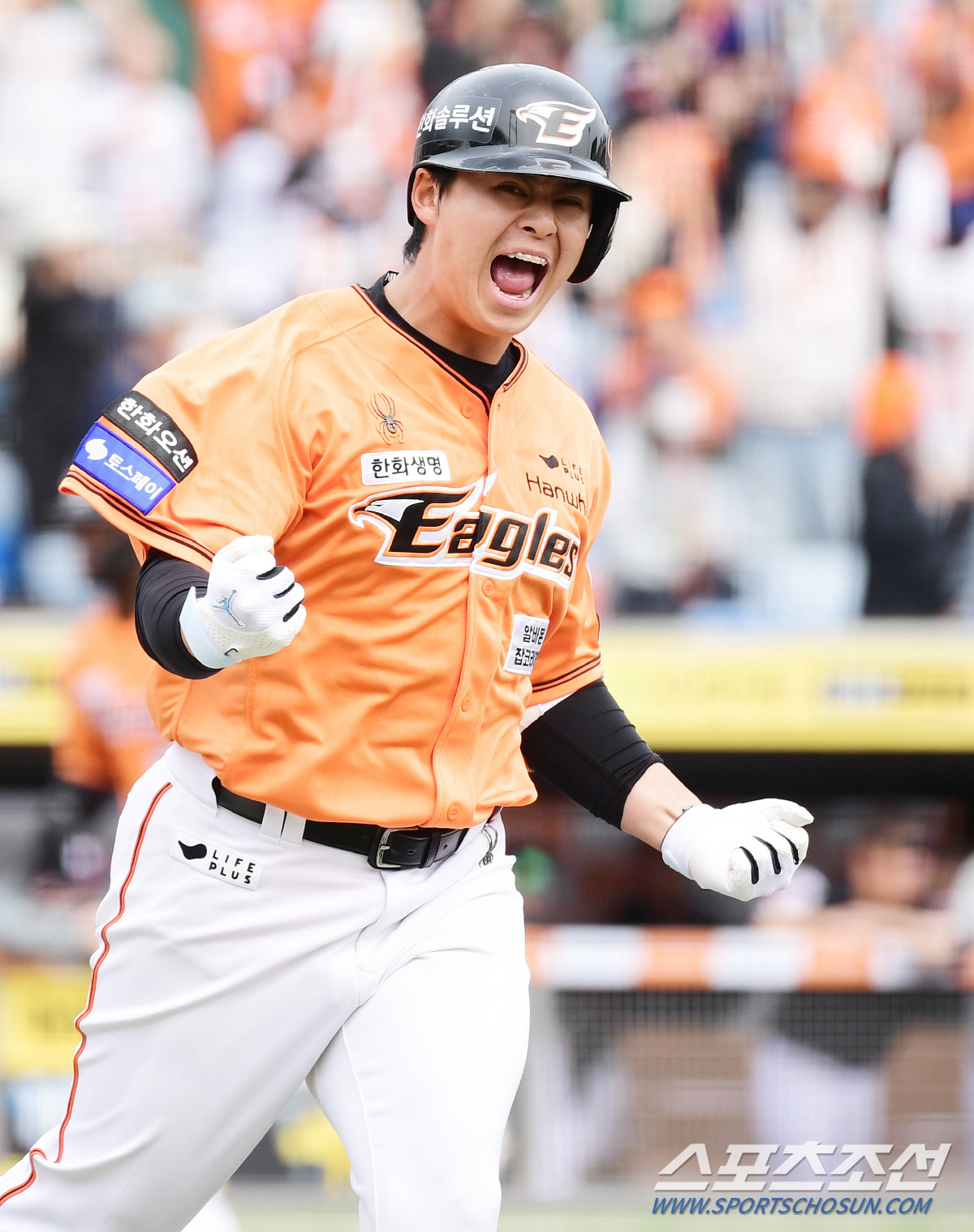 스윕, 7연승, 황준서 데뷔승, 18안타 폭죽, 역사에 남을 매진...대…