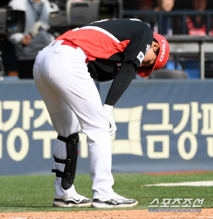 '아직 몸이 덜 풀렸나' .154-10K, 3할+100안타 타자가 도대체…