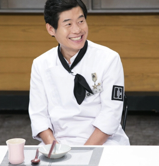 이연복 분통 "도와줬더니 '스승' 사칭해 장사, 난 스승 없다"(전문)