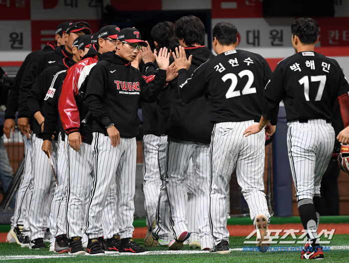 '완전히 갈린 우승후보 3강 초반 행보' KIA 2위, LG 5위, KT…