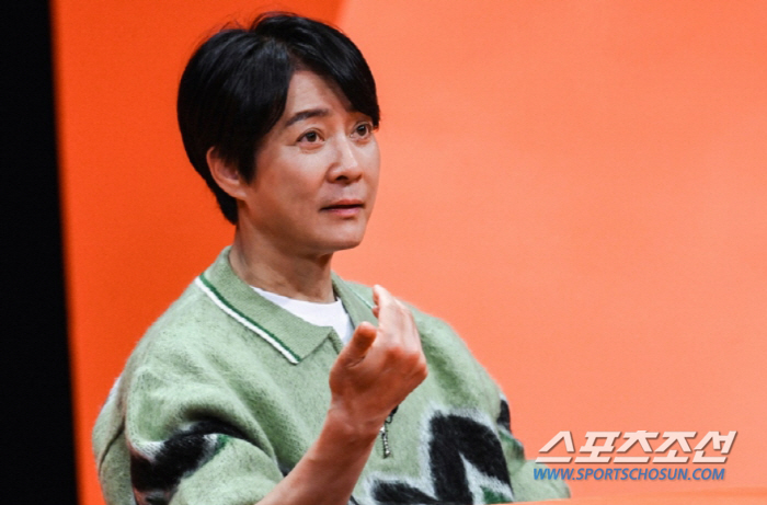 "밥 먹다 설레면 상 엎는다". '최수종 어록'에 모벤져스 "뽀뽀하려고?…