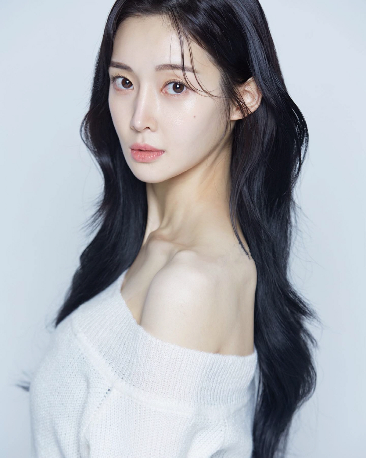 티아라 아름, 금전 사기 의혹에 "사람 목숨 가지고 함부로 떠들지마" 반…