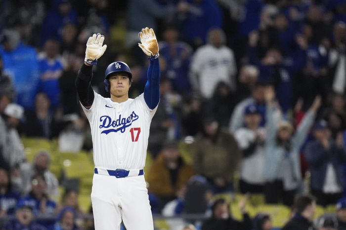 다음은 Beat LA! '눈 야구' 자랑한 이정후, 오타니는 둘째고 에이…