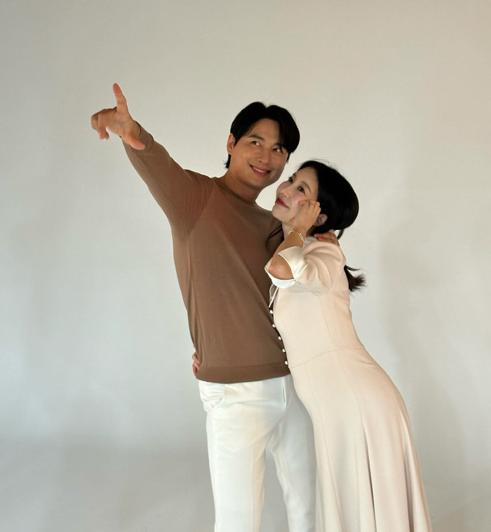 '이지훈♥' 아야네 "출산까지 15주..너무 슬퍼서 눈물 나"