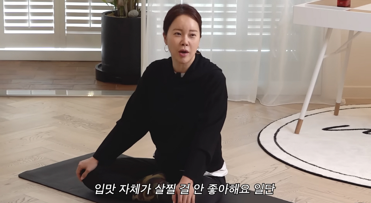 "관리하기 쉬워" 섹시 디바 백지영, 20년간 '49kg’ 몸매 유지 비…