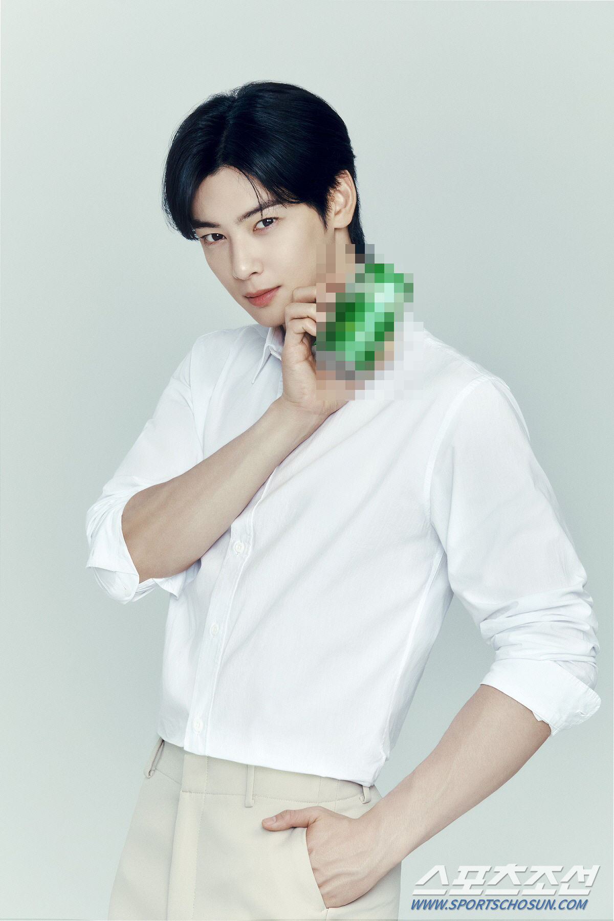 [SC이슈]'얼굴부 장관' 차은우, 사이다 캔보다 작은 얼굴에 "이게 실…