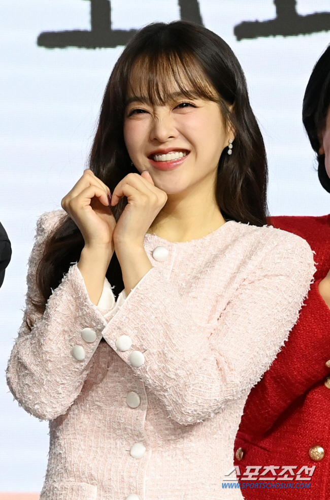 "박보영, 스태프 귀하게 여기는 배우"…인성 극찬 또 터졌네 '미담 훈훈…