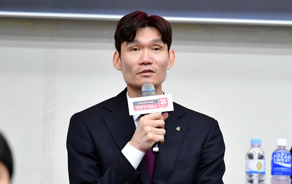 뜨거운 입담으로 예열마친 '봄 농구', 인터뷰 폼 미쳤다 [KBL PO …