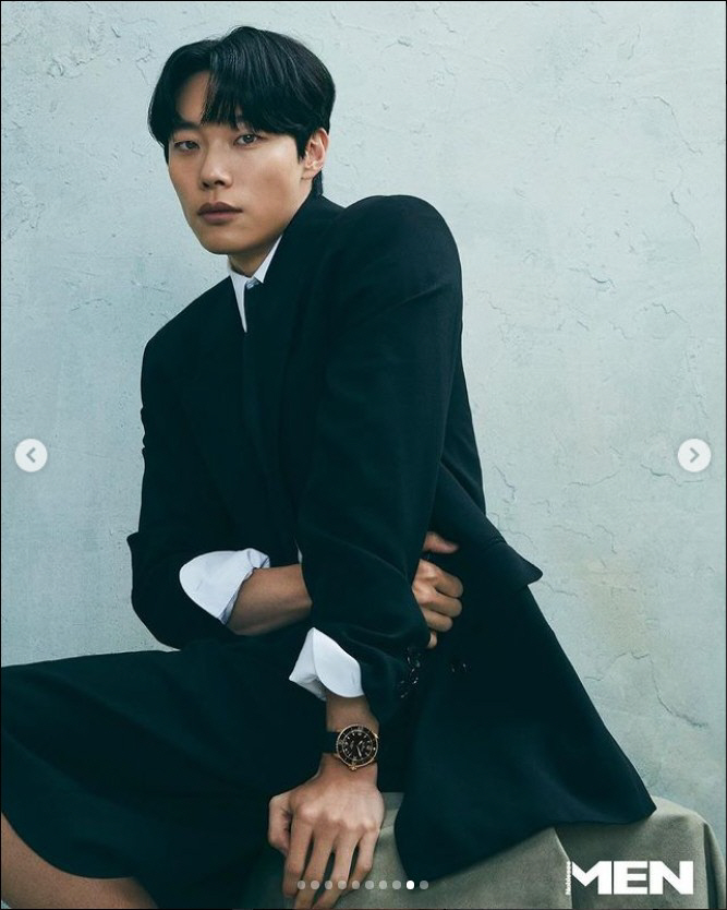 류준열, '침묵' 깨고 SNS 재개…'한소희' 언급 없었다