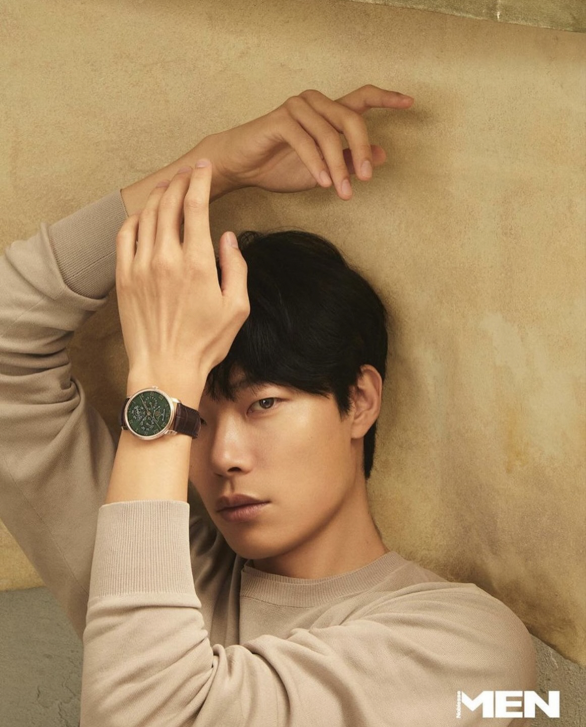 [SC이슈] "한소희와 결별→SNS 재개"…류준열, 화보 촬영 '열일 행…