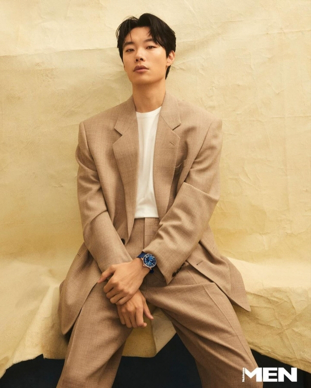 "너도 먹고는 살아야지" "응원합니다" 류준열, SNS 활동 재개…누리꾼…