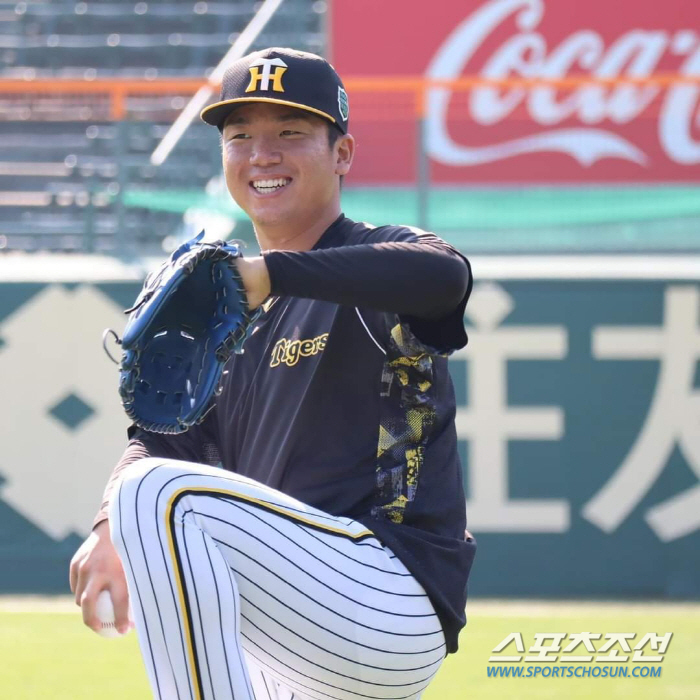 수비 실책이 없었다면…첫 경기 3이닝 5실점 강판, 지난해 MVP 겸 신…