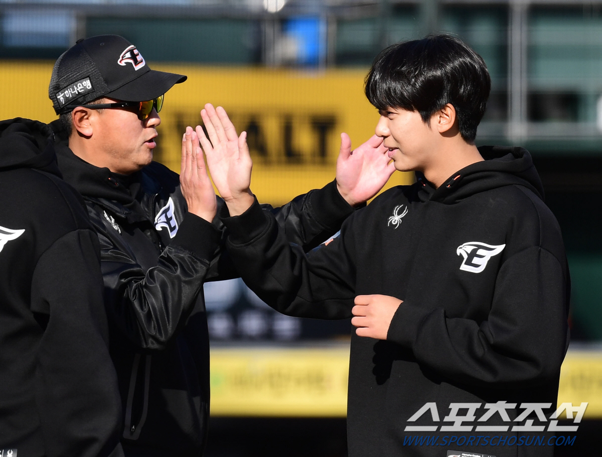 "투수 상황 급한 것도 아니고"…RYU 나비 효과 하나 더! 신인 육성,…