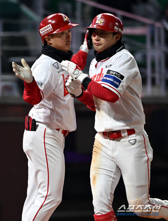 '한유섬 또 넘겼다!' 최정 빠진 SSG, 파죽의 5연승+승률 7할…두산…