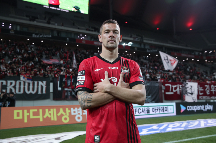[현장인터뷰]'2골-2도움' 완벽 부활, 일류첸코 "김기동 축구와 내 스…