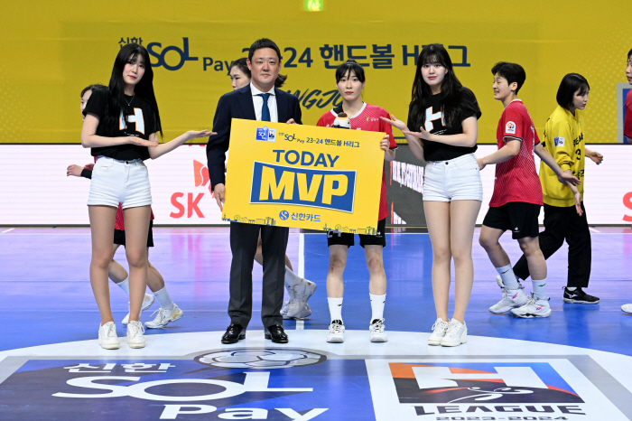 96트리오 맹활약→고르게 빛난 SK슈가글라이더즈, H리그 정규리그 초대 …