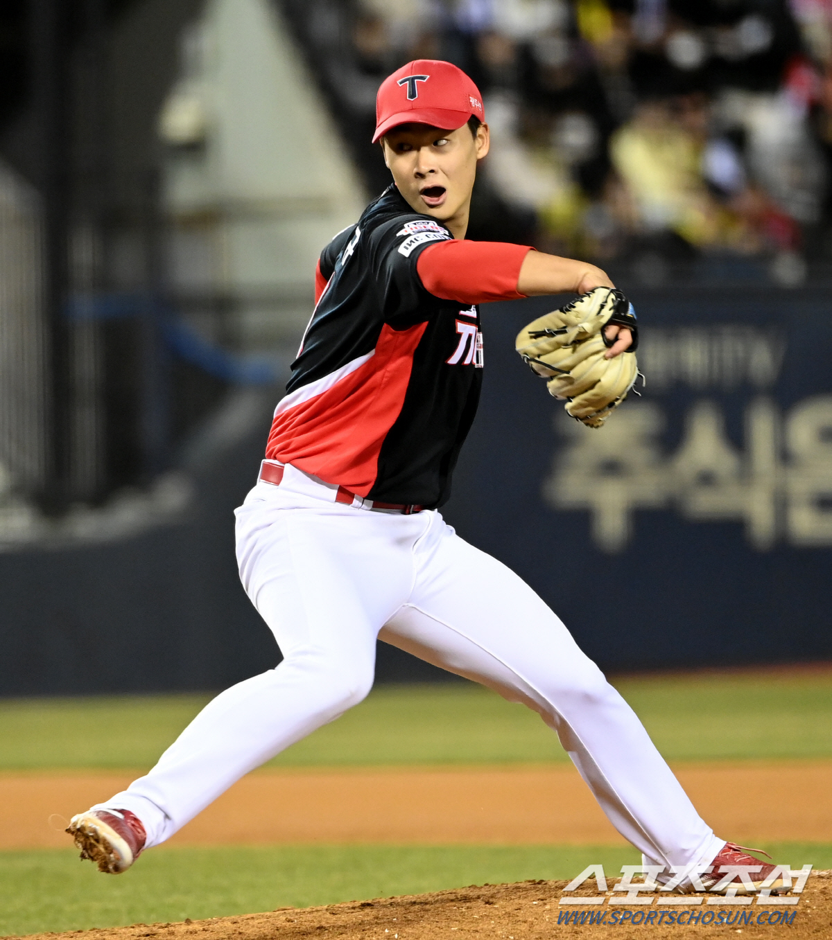 '150㎞ 뿌리는 20세 구대성 출현' 10아웃 중 삼진 6개 실화냐. …