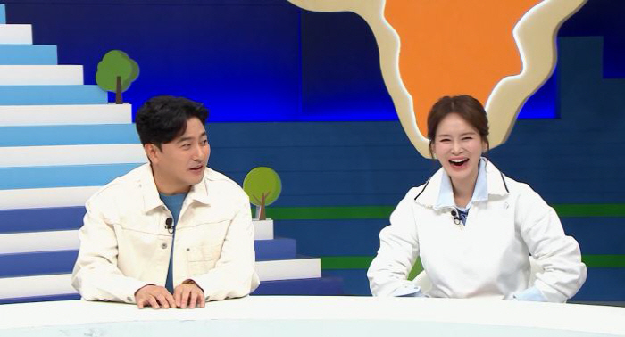 "우리 사랑처럼 꺼지지 않아"…안정환, ♥이혜원에 '심쿵' 기습 플러팅 …