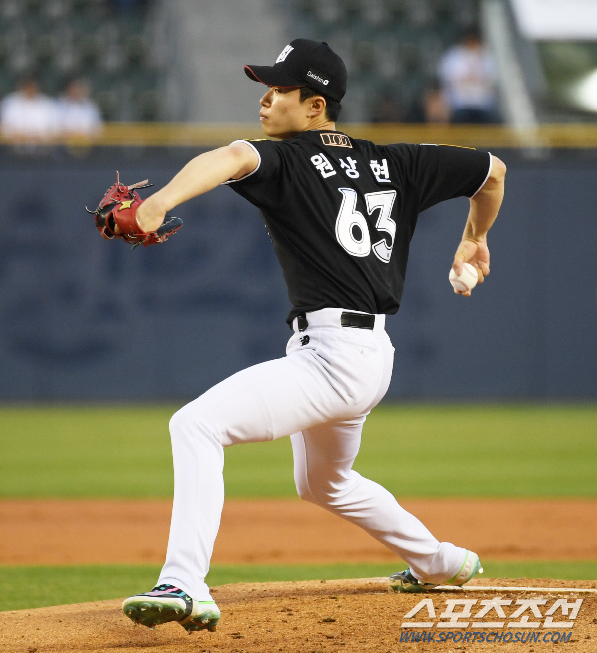 '2:0→2:3→7:3→7:7→8:7' '포수 강백호는 복덩이' 김민혁 …