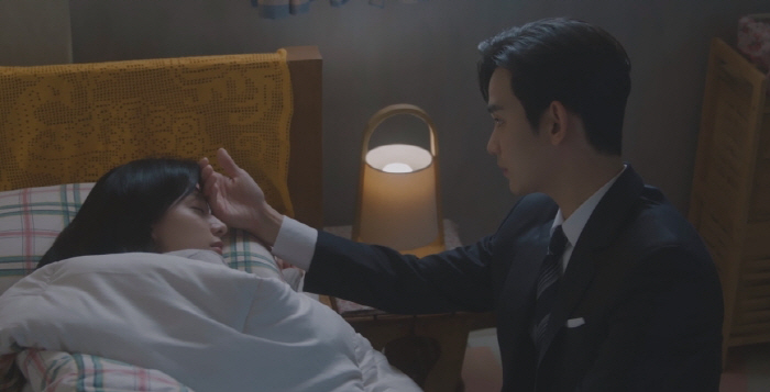 사랑할 운명이었다..김수현♥김지원, 애틋한 ♥에 시청률도 '최고 19.4…