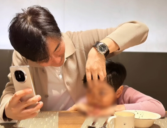 '싱글맘' 채림, 子 위해 전남편 가오쯔치와 놀이동산 나들이 "다른 오해…