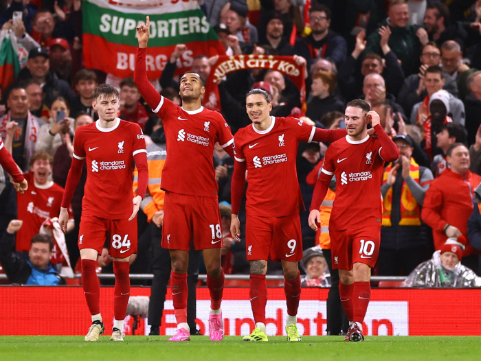 '고춧가루냐, FA컵 복수냐'...'EPL 우승-UCL 진출 갈림길' 맨…