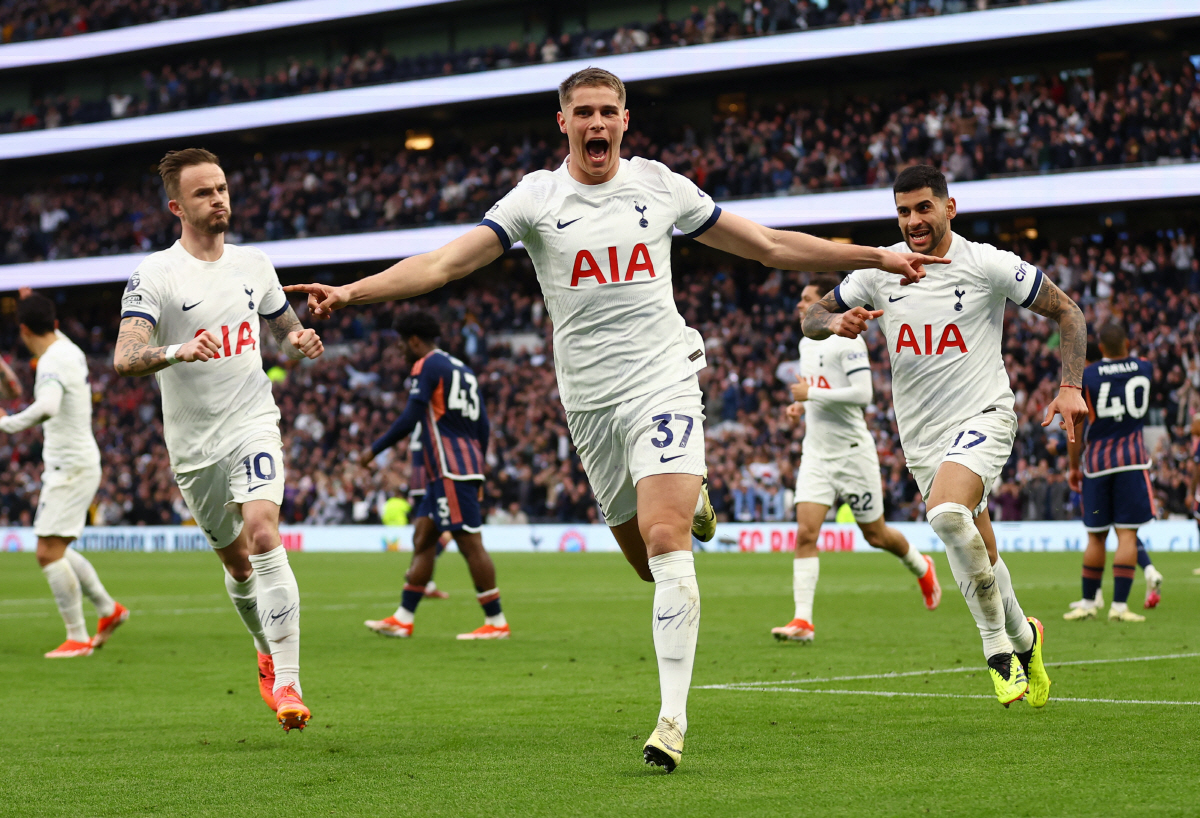 [EPL현장리뷰]'손흥민 9호 도움' 토트넘 3-1 노팅엄! 드디어 애스…