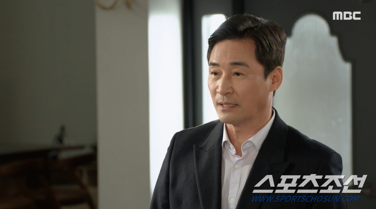 "엄마란 사람이 남자를 두고 나를 질투했다". 오승아, '윤해영=친엄마'…
