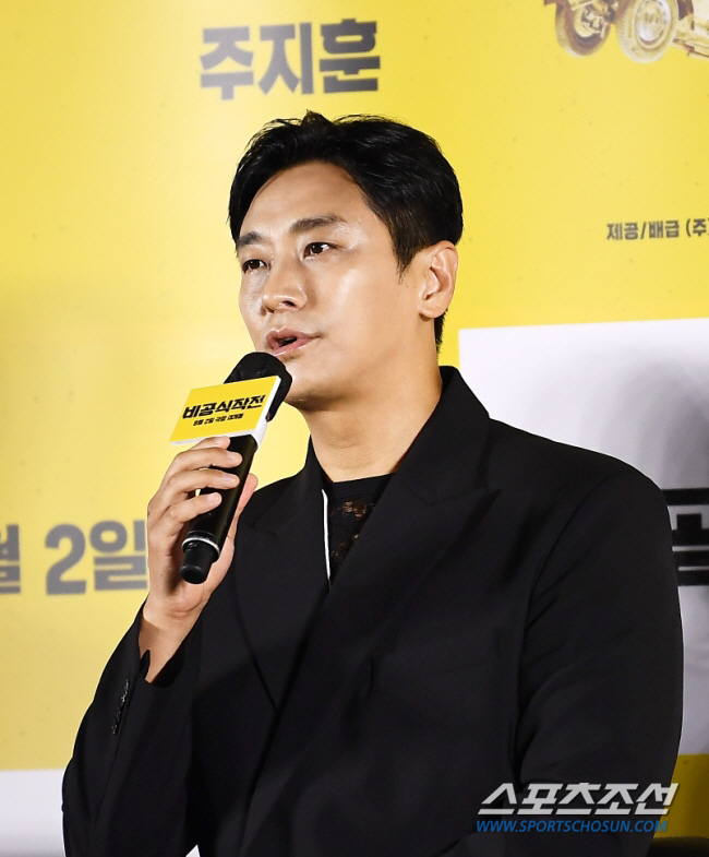 주지훈 "세상 좋아져 잘생겼다 소리 듣는 것, 아니란 반응이 더 비참해"…