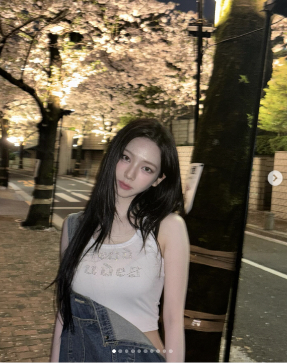 "봄이 왔어" 카리나 '이재욱 결별' 7일만 근황 '씩씩' CG같은 미모