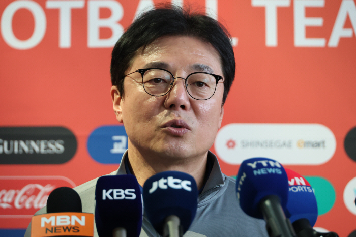 '韓, 해외파 2명 차출 불가→어려움 겪는다' 日, '황선홍호' 상황 주…