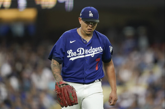 2억달러 걷어찬 청춘, 훌리오 우리아스 5가지 범죄혐의로 기소, MLB …