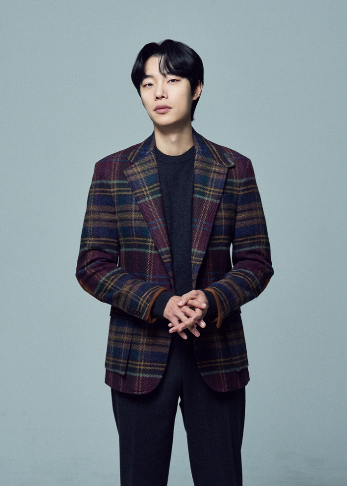 [공식] 류준열, 재능기부로 문화재청 감사패받았다