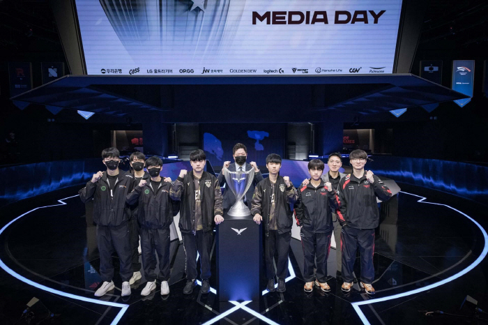 "역사를 쓰겠다!" 젠지-한화생명-T1 3개팀 모두 LCK의 새 역사 주…