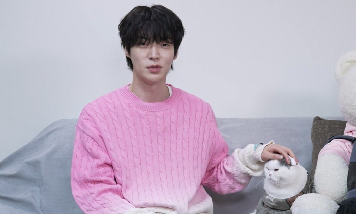 '38세' 안재현 '5단계 7분 양치법'에 바닥 수면…건강에 진심인 이유…