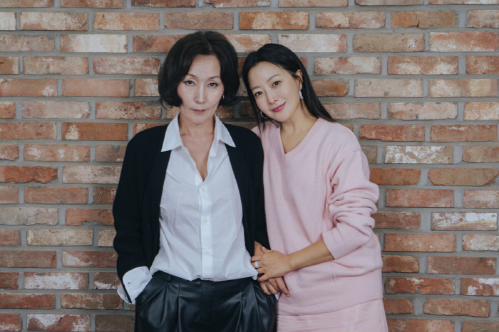 김희선x이혜영, 첫만남 '시너지' 계획대로였다…'우리, 집' 첫 대본리딩…